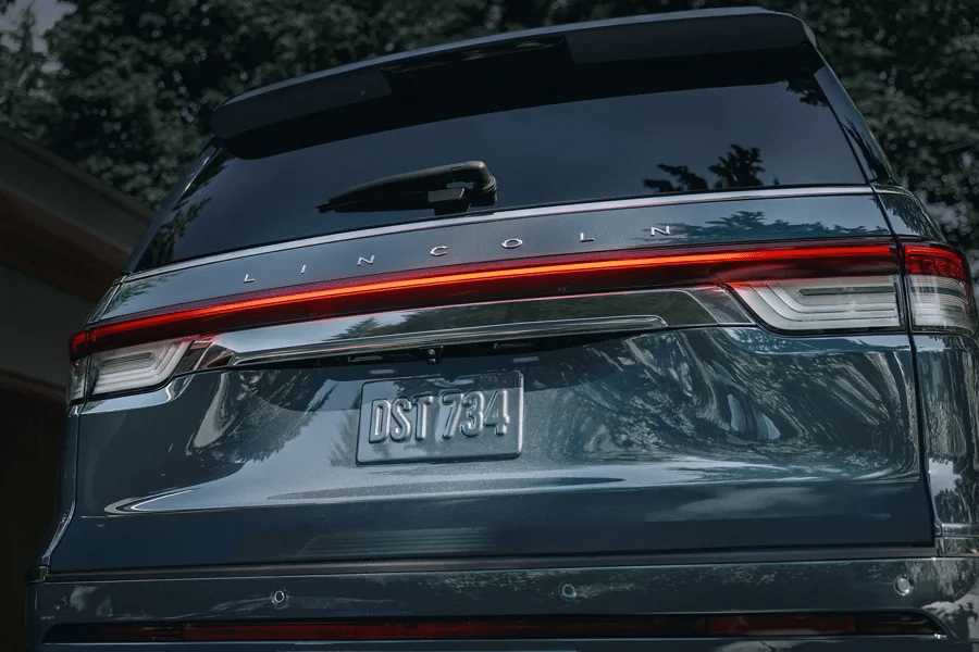 2024 Lincoln Navigator 3d taillamps