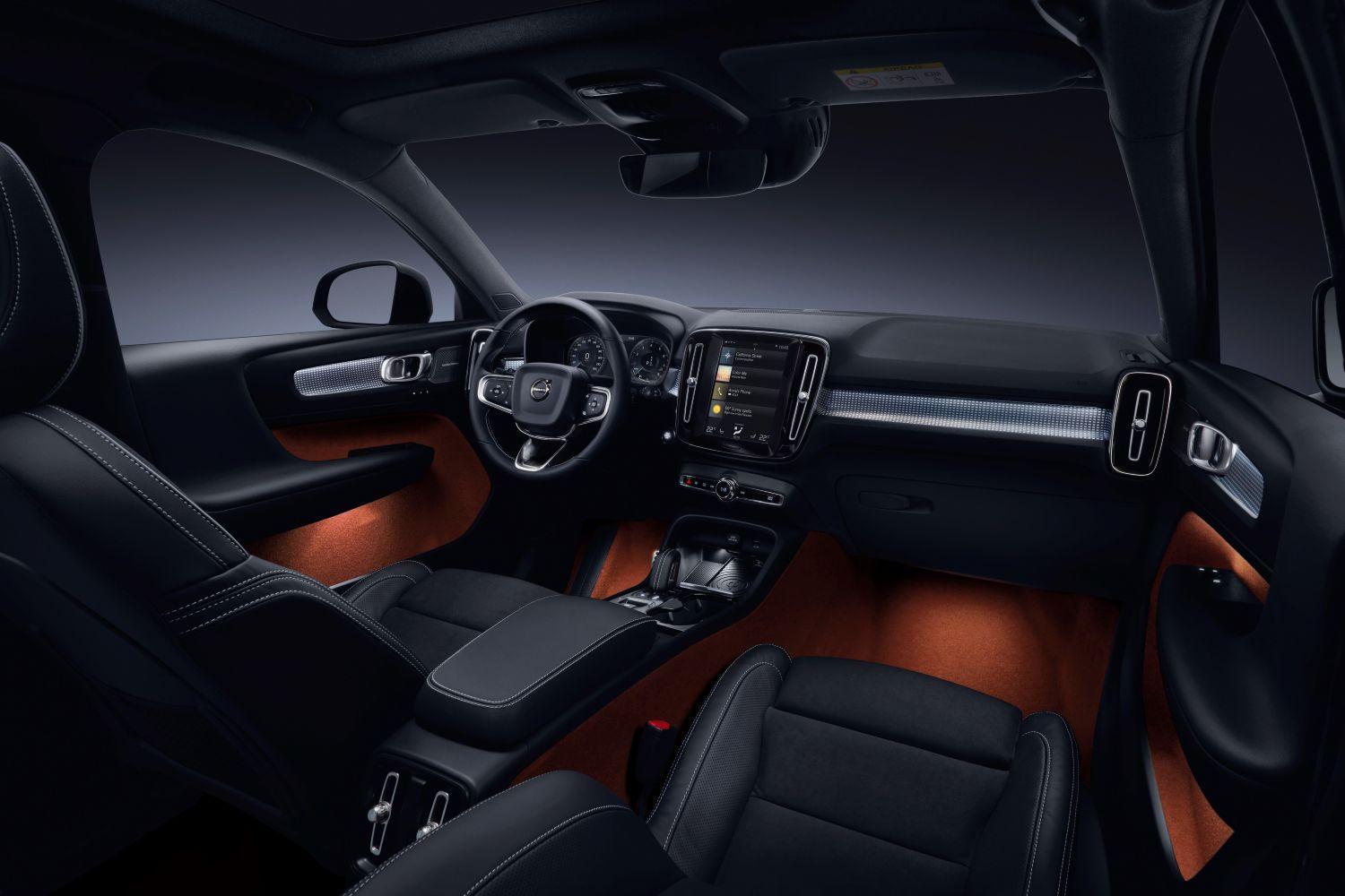 2025 Volvo XC40 - Trims 2025 Volvo XC40 - Trims
