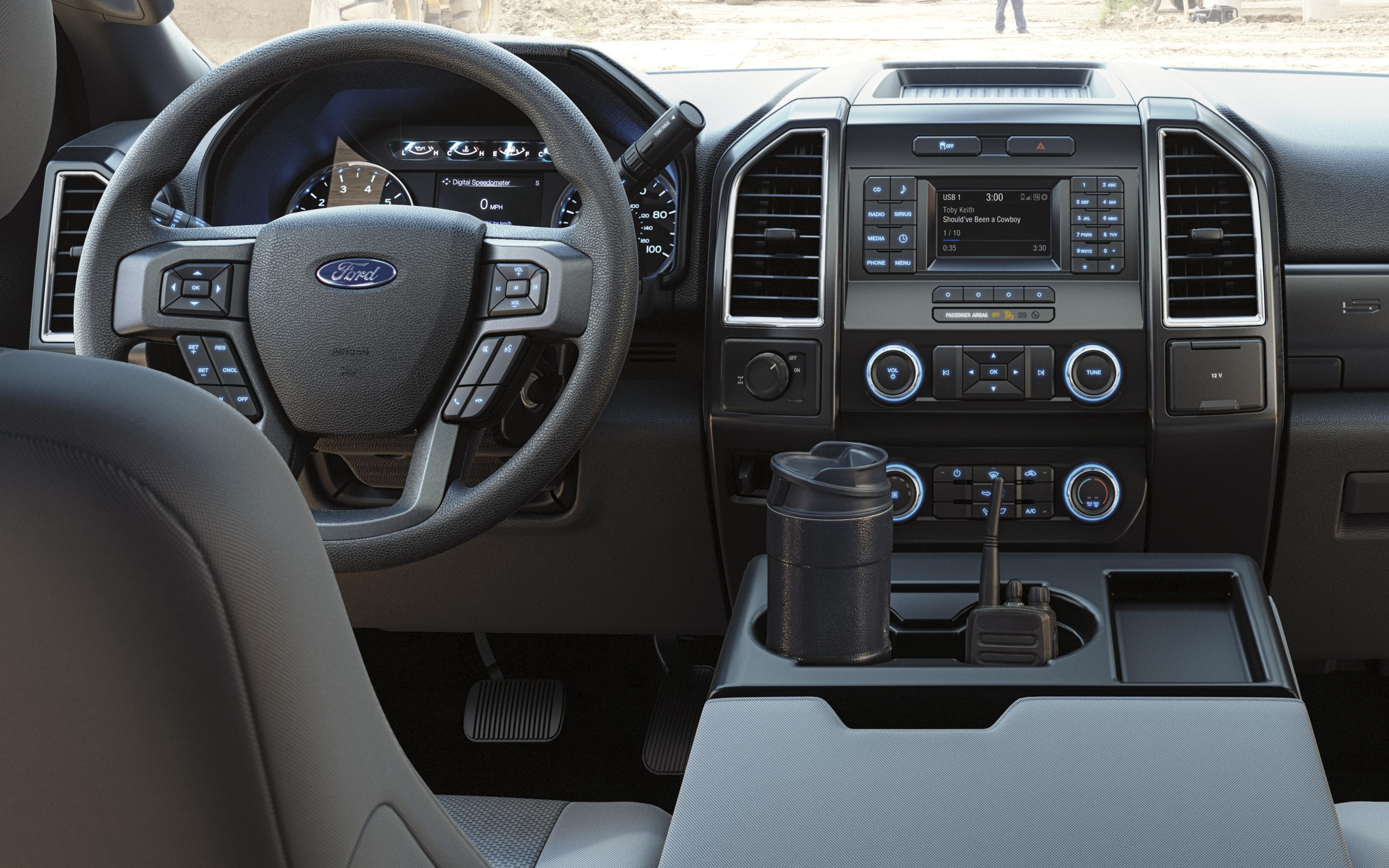 Ford & Lincoln 2019 Ford Super Duty F-350 XLT for Sale image Ford & Lincoln 2019 Ford Super Duty F-350 XLT for Sale image