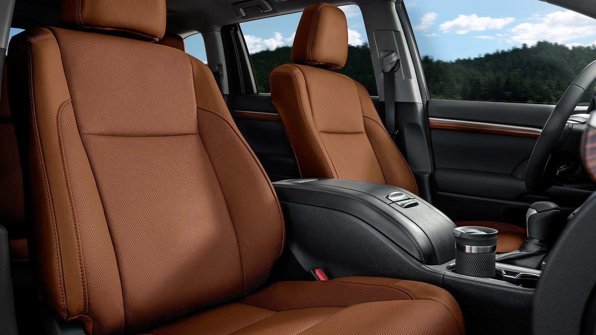 2019 Toyota Highlander for Sale in Ft. Collins 2019 Toyota Highlander for Sale in Ft. Collins