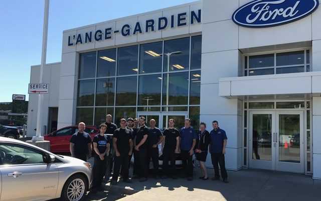 Équipe de carrosserie de L'Ange-Gardien Ford Équipe de carrosserie de L'Ange-Gardien Ford