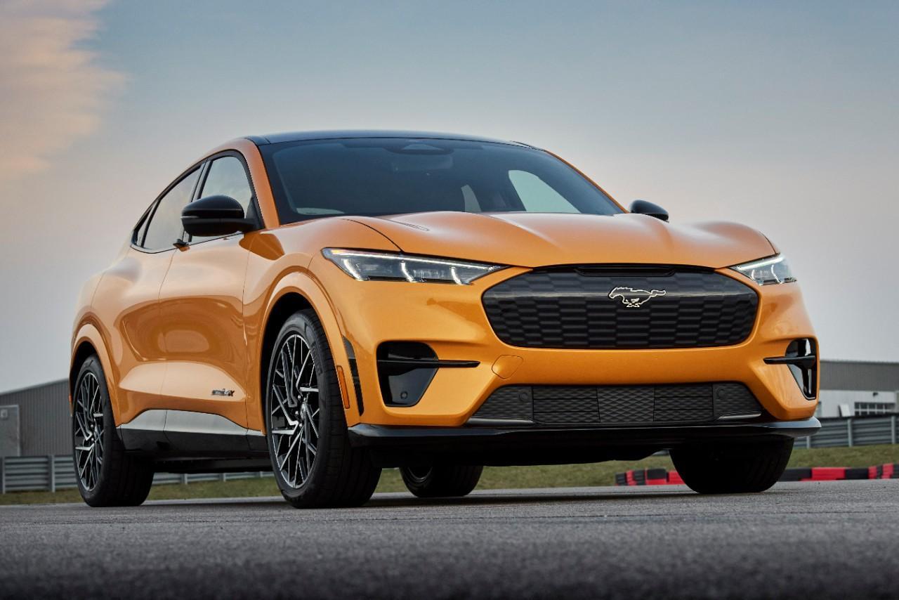 Ford Mach E performance: almost as fast as the Shelby Ford Mach E performance: almost as fast as the Shelby