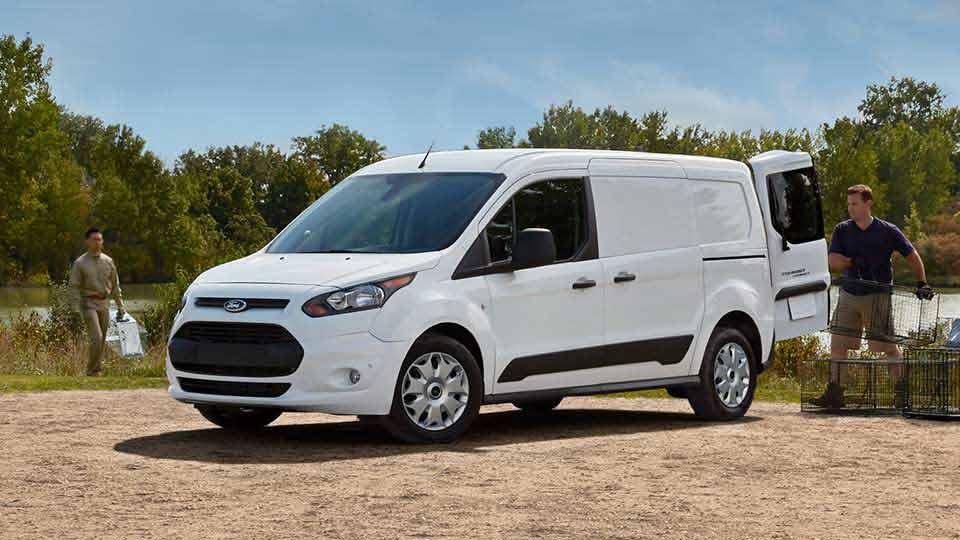 Nouveau Ford Transit Connect 2017 XLT En Blanc Glacier Ford Transit Connect 2017 XLT en blanc glacier