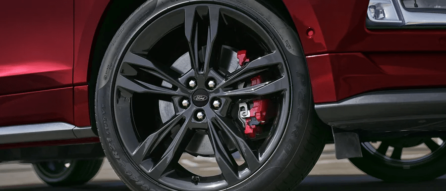 2024 Ford Edge vailable 21-Inch Premium Wheels