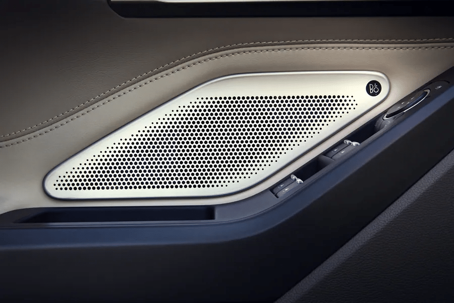 2024 Ford Explorer B&O® Sound System by Bang and Olufsen®