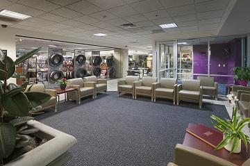 Service lounge for customers of South Bay Ford.