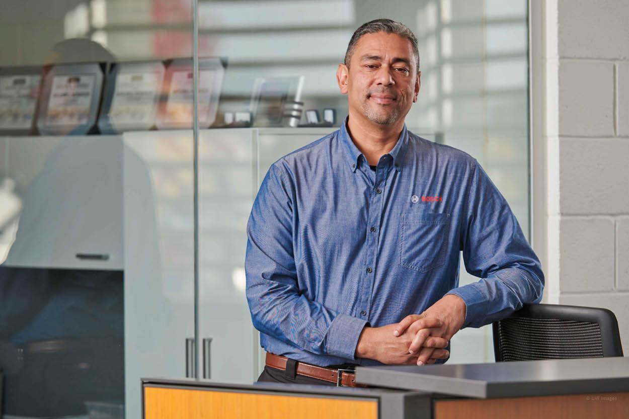 Our Bosch Auto Service Owners make strategic business decisions.