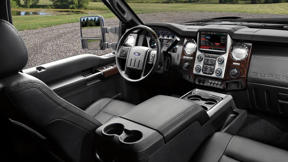 The 2016 Super Duty Platinum interior in Charcoal Black 2016 Super Duty Platinum interior in Charcoal Black