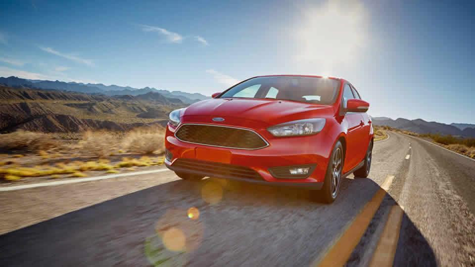 2017 Ford Focus SEL Sedan, Race Red 2017 Ford Focus SEL Sedan, Race Red