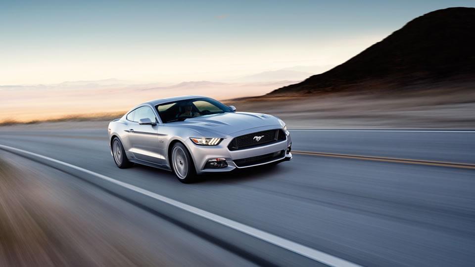 2017 Ford Mustang GT Premium Fastback, Ingot Silver 2017 Ford Mustang GT Premium Fastback, Ingot Silver