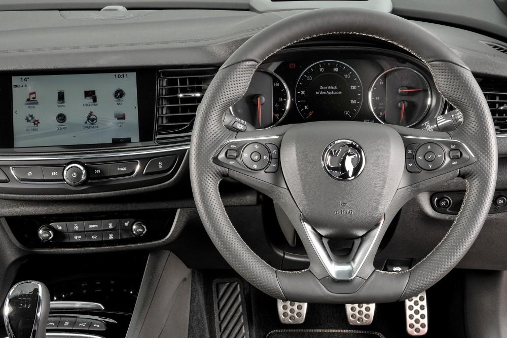 New Vauxhall Insignia Sports Tourer 2017 Review New Vauxhall Insignia Sports Tourer 2017 Review