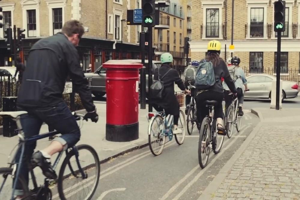 Driving laws to be aware of Driving laws to be aware of