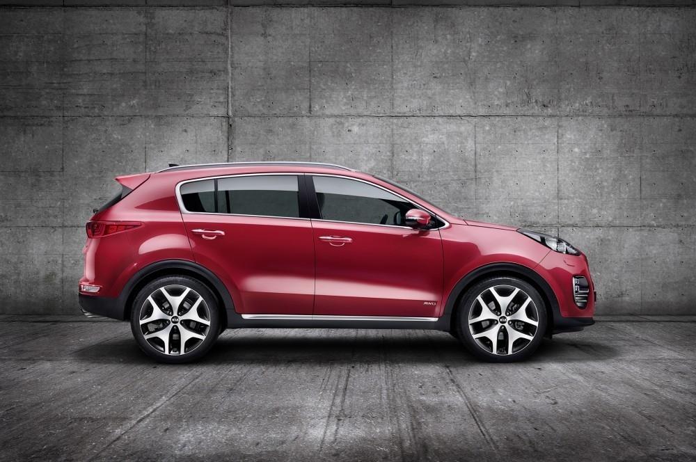 Kia Sportage Rockets off Forecourts Kia Sportage Rockets off Forecourts