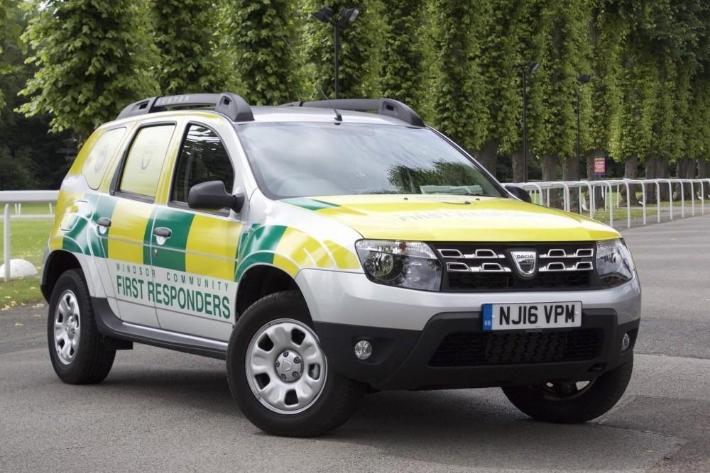 Dacia Duster Helps Windsor Community First Responders Dacia Duster Helps Windsor Community First Responders