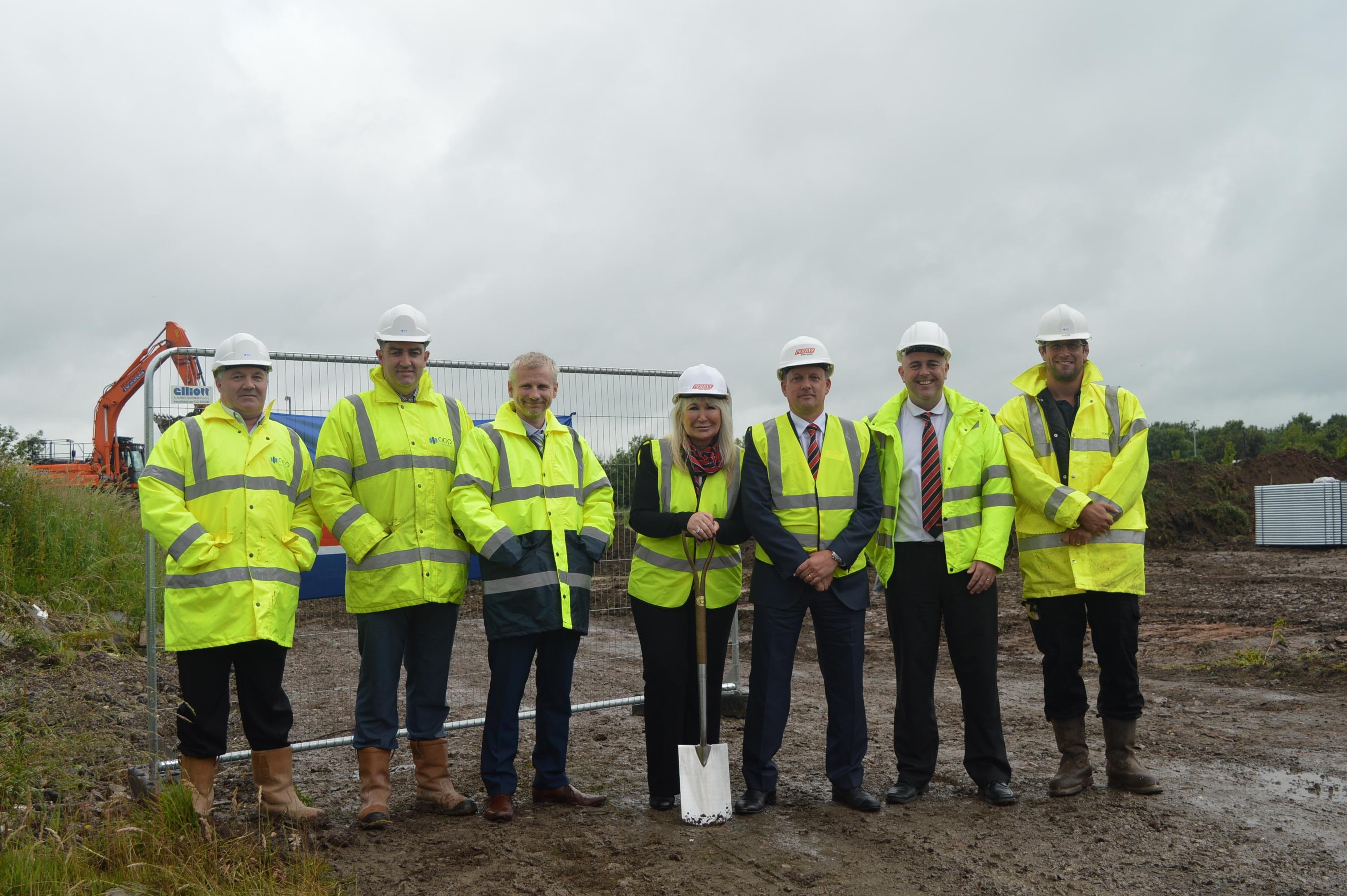Perrys Director and majority share holder Denise with Managing Director Darren, alongside APP construction and Cassidy Ashton Architects. Perrys Director and majority share holder Denise with Managing Director Darren, alongside APP construction and Cassidy Ashton Architects.