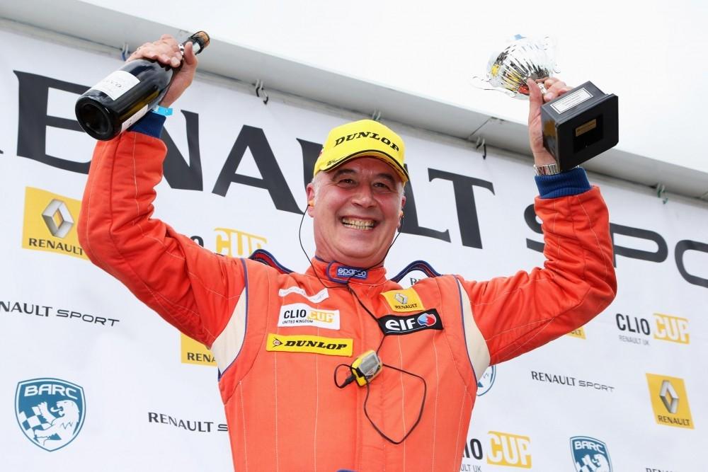 Field to Challenge for Renault UK Clio Cup Masters Field to Challenge for Renault UK Clio Cup Masters