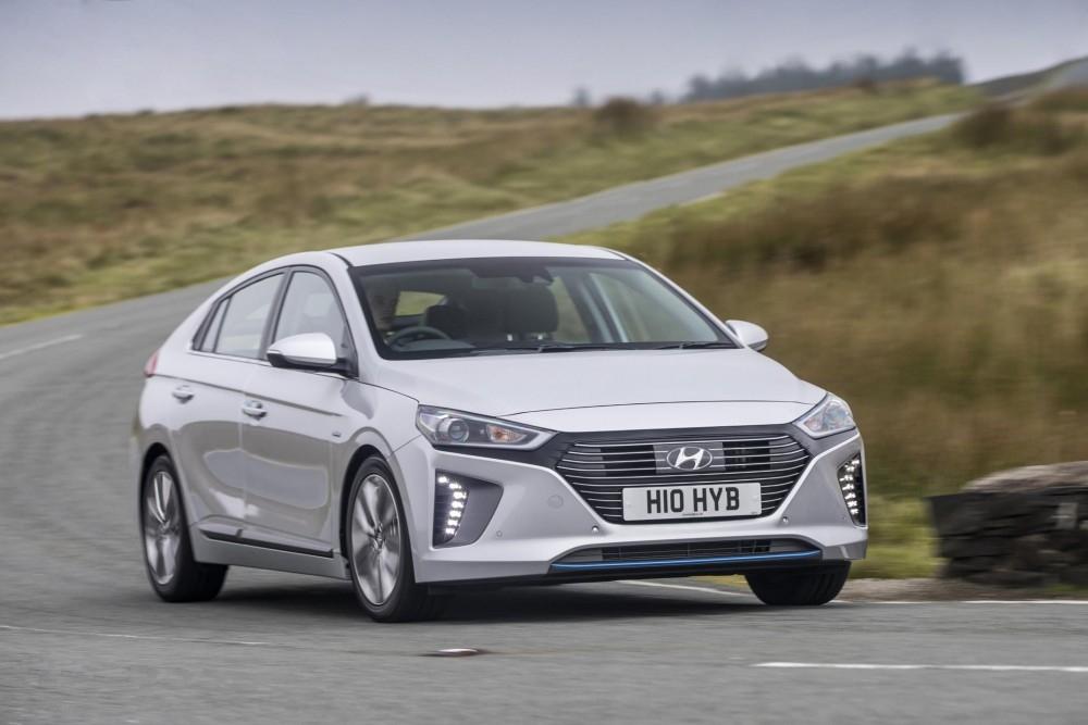Hyundai Ioniq review Hyundai Ioniq review