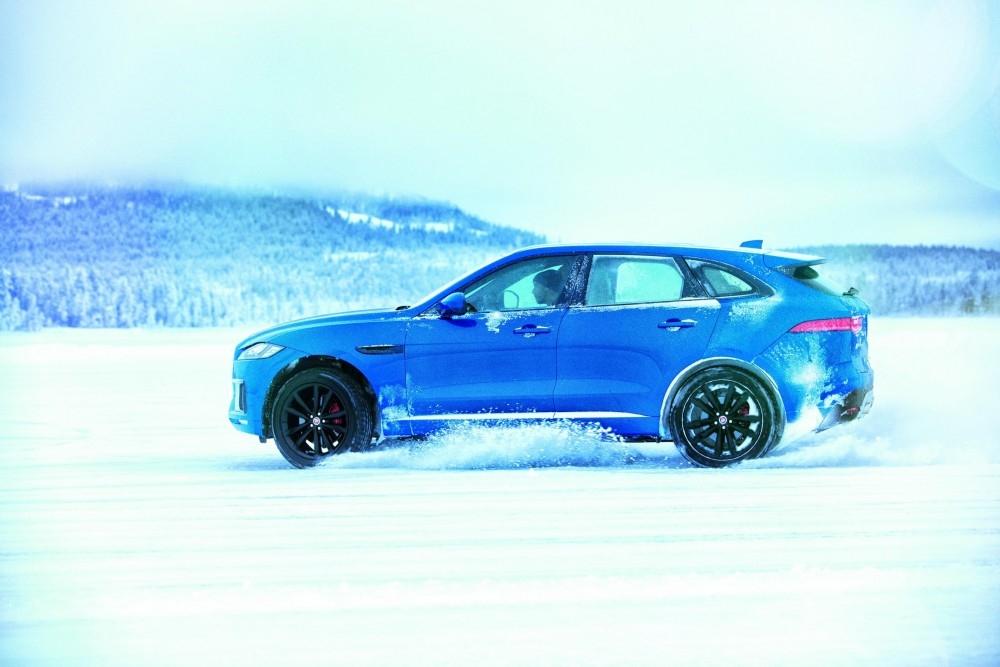 José Mourinho Masters Ice Driving José Mourinho Masters Ice Driving
