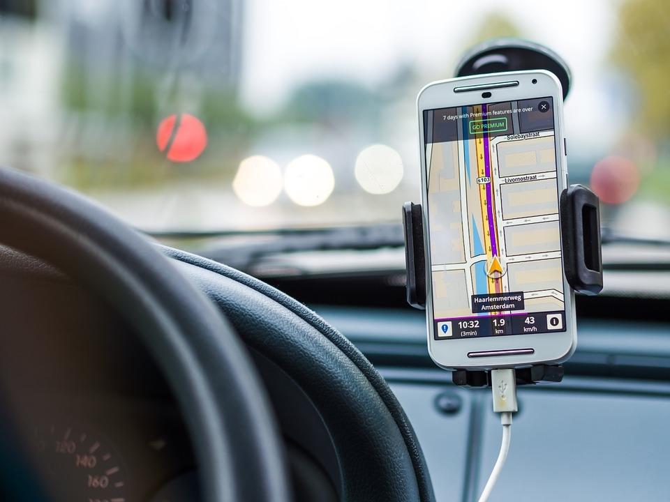 Top 5 navigation apps Top 5 navigation apps