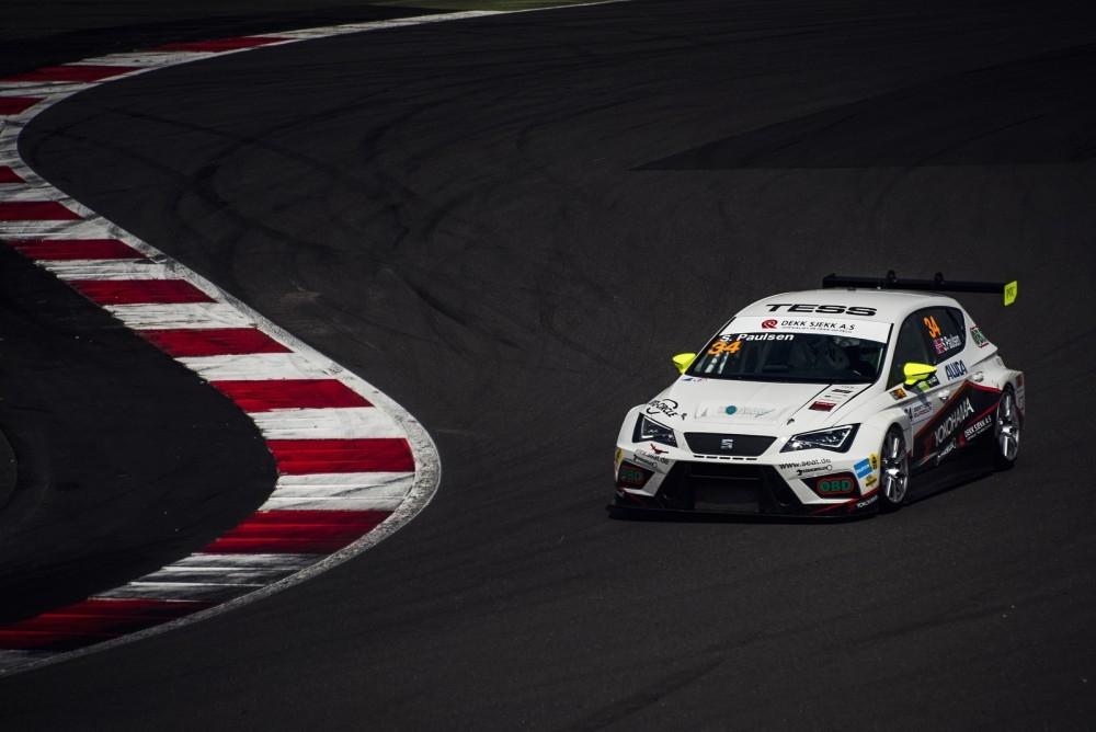 Brace Yourself For SEAT Leon Eurocup Action Brace Yourself For SEAT Leon Eurocup Action