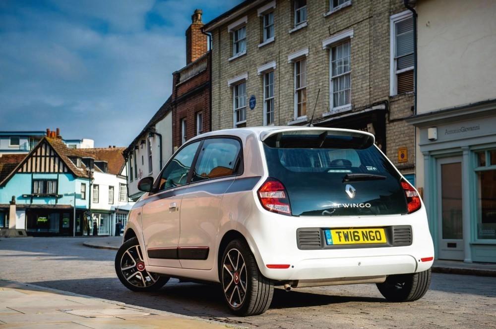 It's Renault Twingo Time for London It's Renault Twingo Time for London