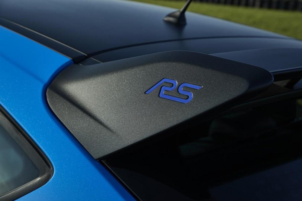 Check Out The Sizzling New Ford Focus RS Edition Check Out The Sizzling New Ford Focus RS Edition