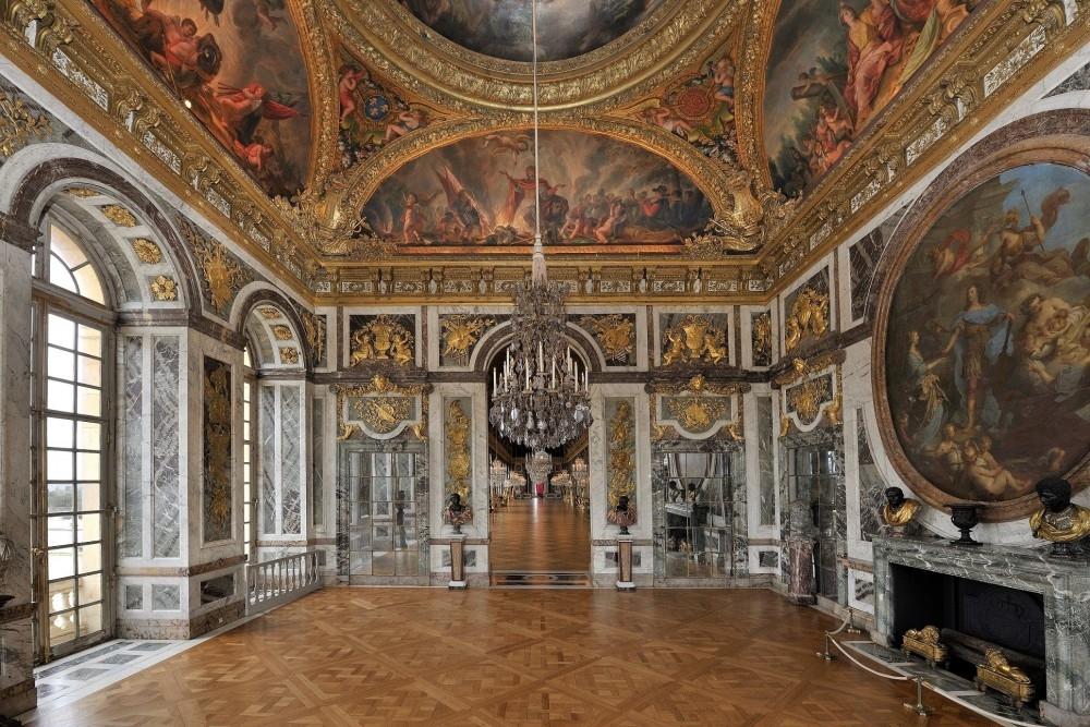 Renault And The Palace of Versailles Renault And The Palace of Versailles