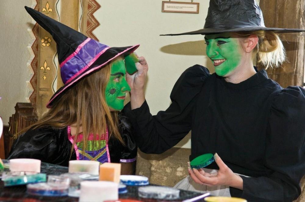 Watch Out For Little Witches And Wizards Tonight! Watch Out For Little Witches And Wizards Tonight!