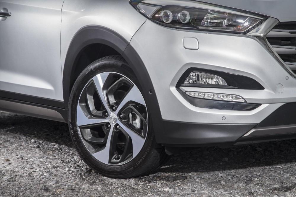 Hyundai Tucson Review Hyundai Tucson Review
