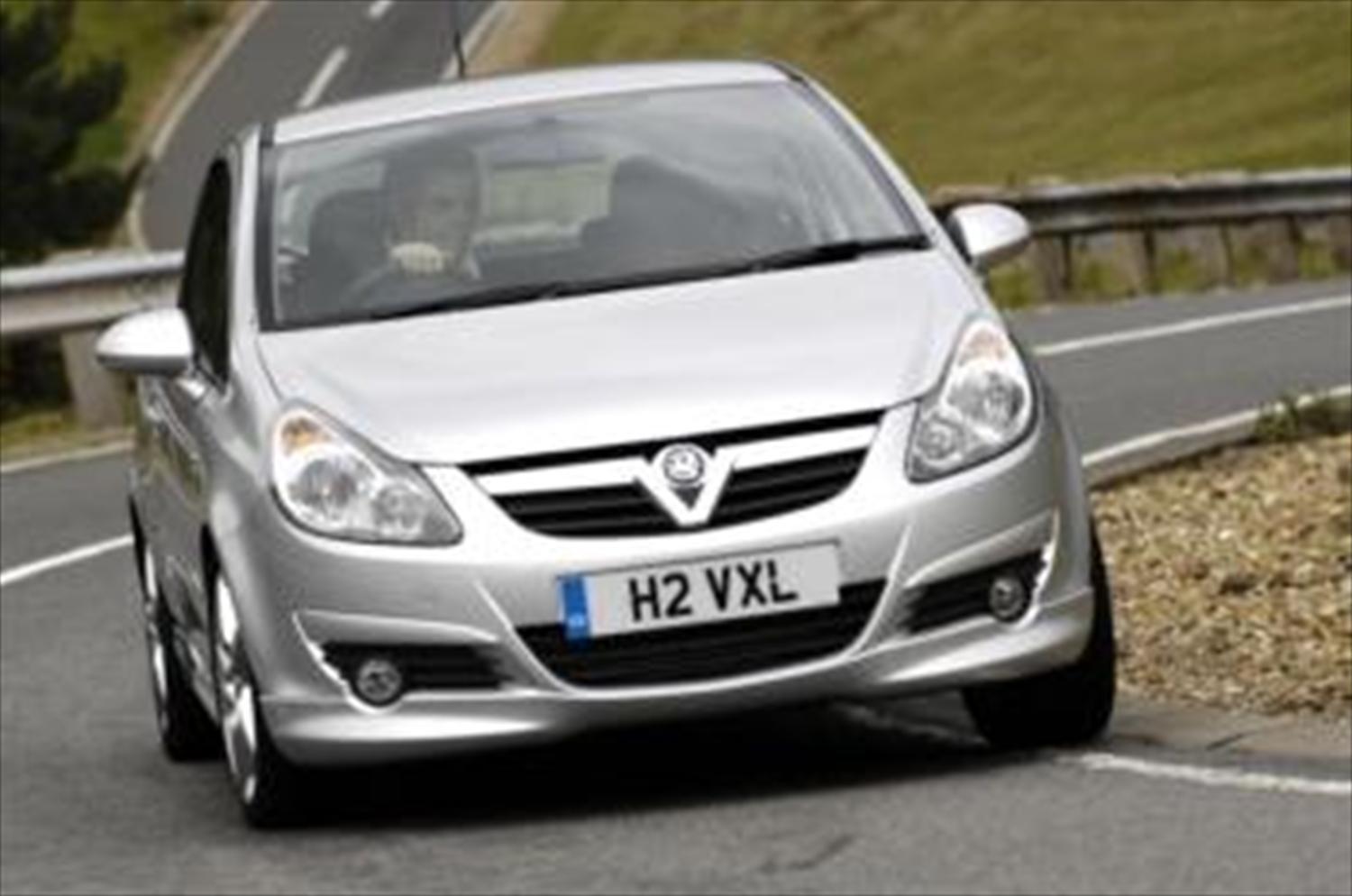 Perrys offers discounts for ‘Vauxhall Associates’ Perrys offers discounts for ‘Vauxhall Associates’