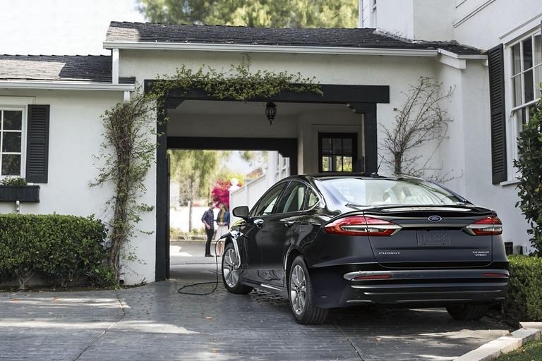 Ford 2020 Fusion Ford Fusion Plug-In Hybrid Ford 2020 Fusion Ford Fusion Plug-In Hybrid