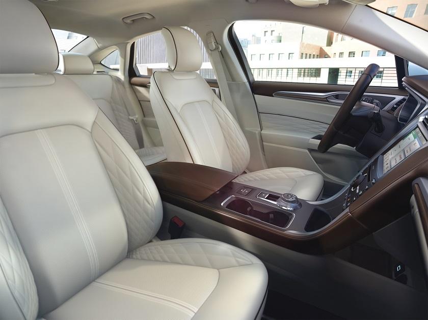 2018 Ford Fusion vs 2018 Toyota Camry 2018 Ford Fusion vs 2018 Toyota Camry