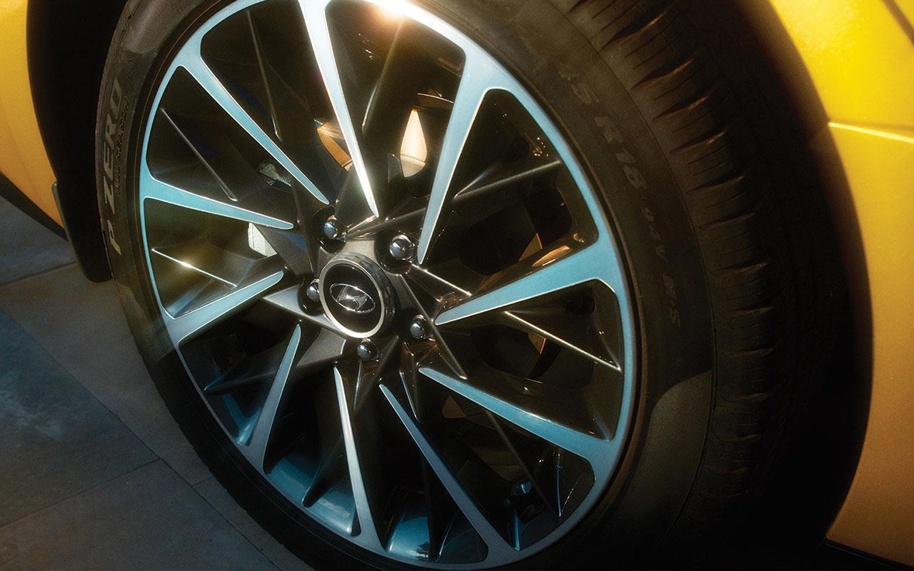 New 2020 Hyundai Sonata Yellow Alloy wheel New 2020 Hyundai Sonata Yellow Alloy wheel
