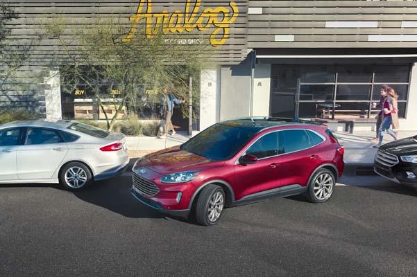 2022 Ford Escape parallel parking on the street