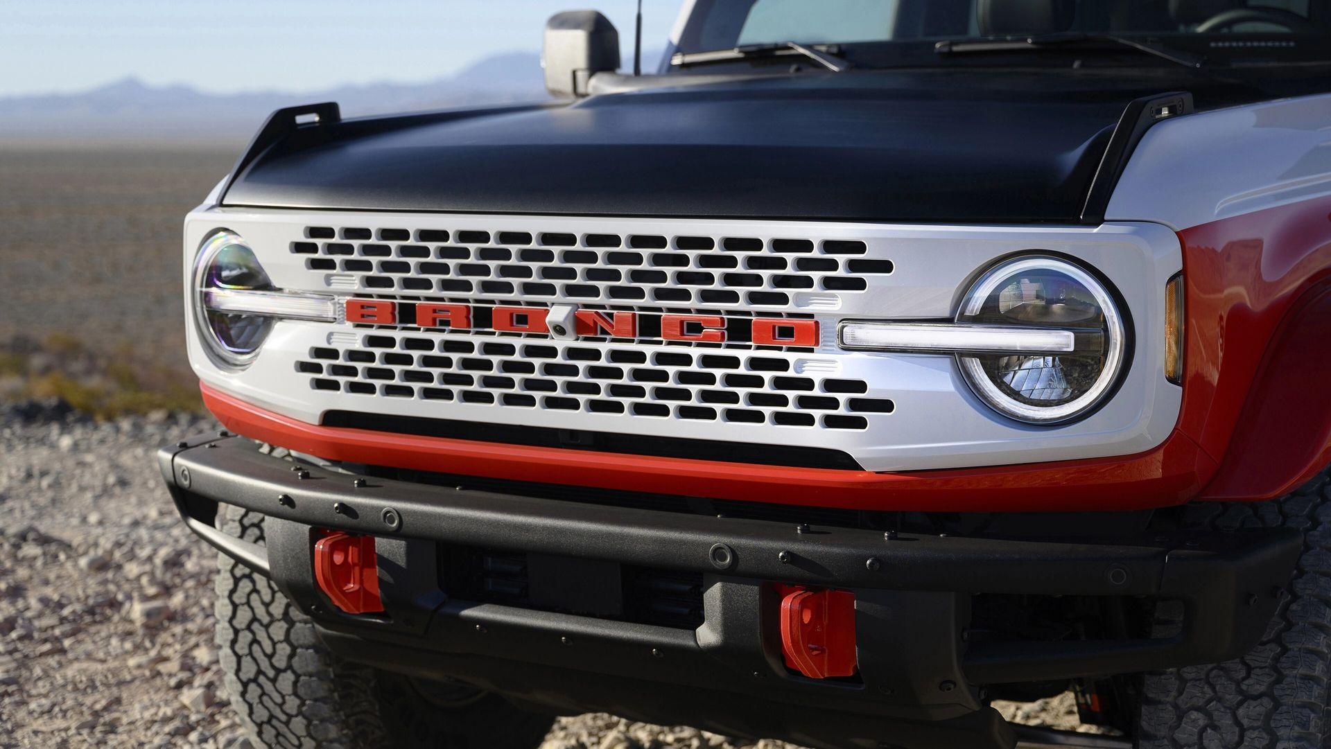 2025 Ford Bronco® Unique Grilles