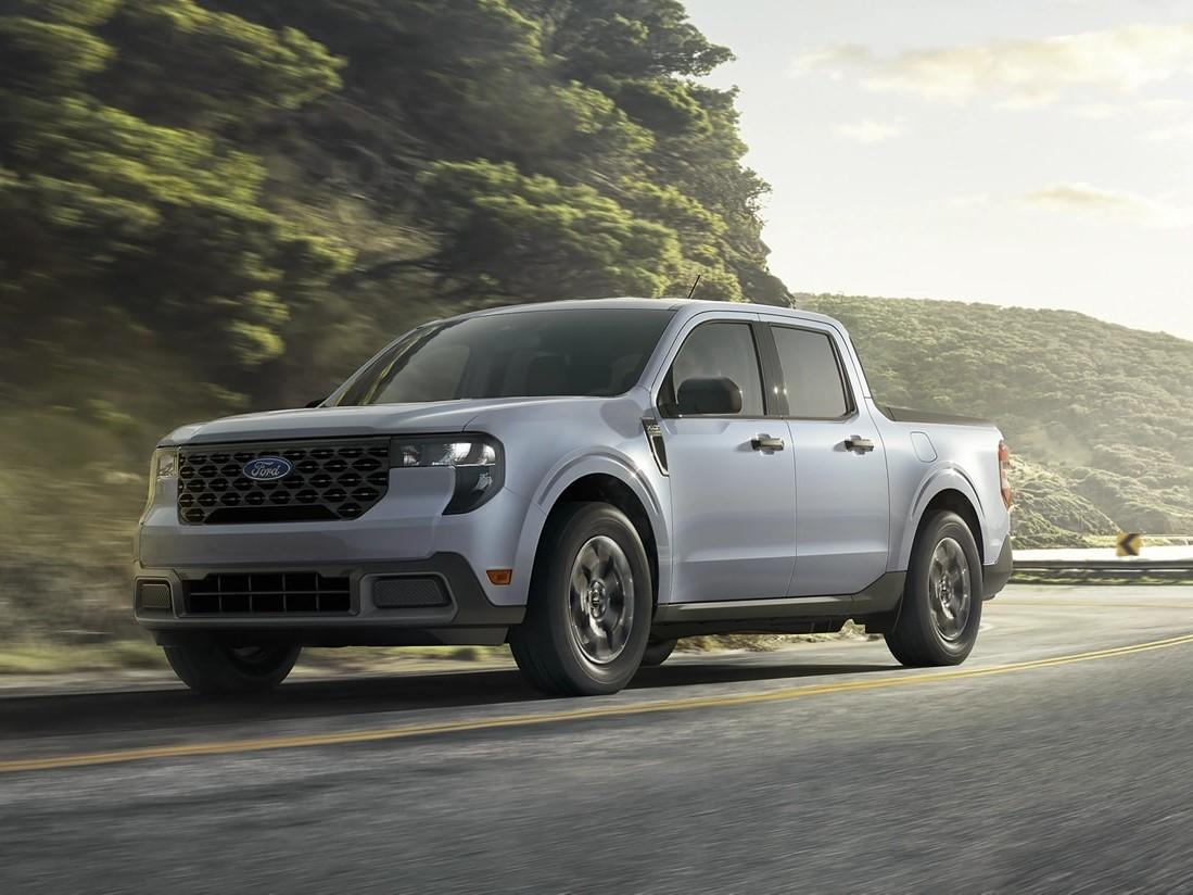 2025 Ford Maverick From Stop-and-Go Traffic to Stop-and-Stare Views