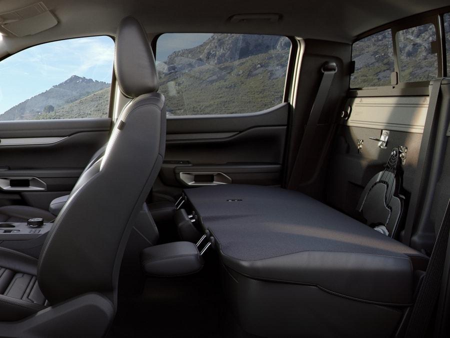 2025 Ford Ranger Easy Second-Row Access