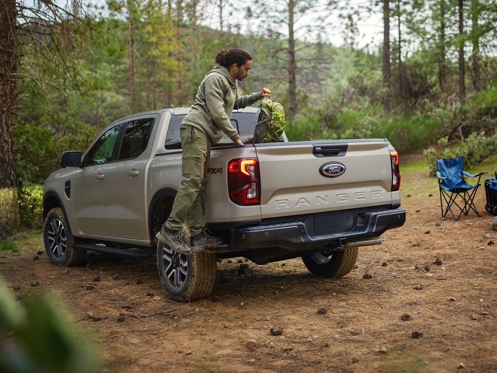 2025 Ford Ranger Box Side Step