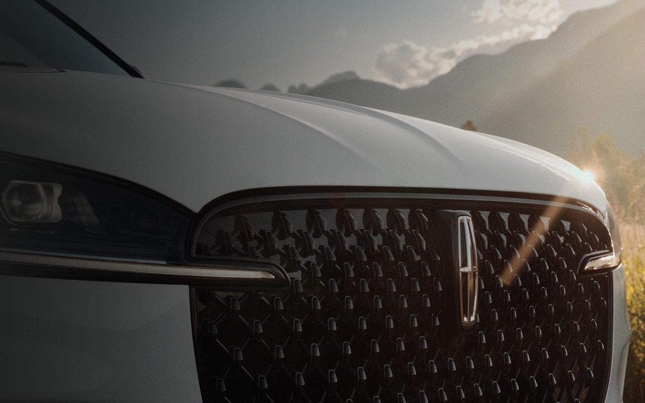 2025 Lincoln Aviator Lincoln Embrace