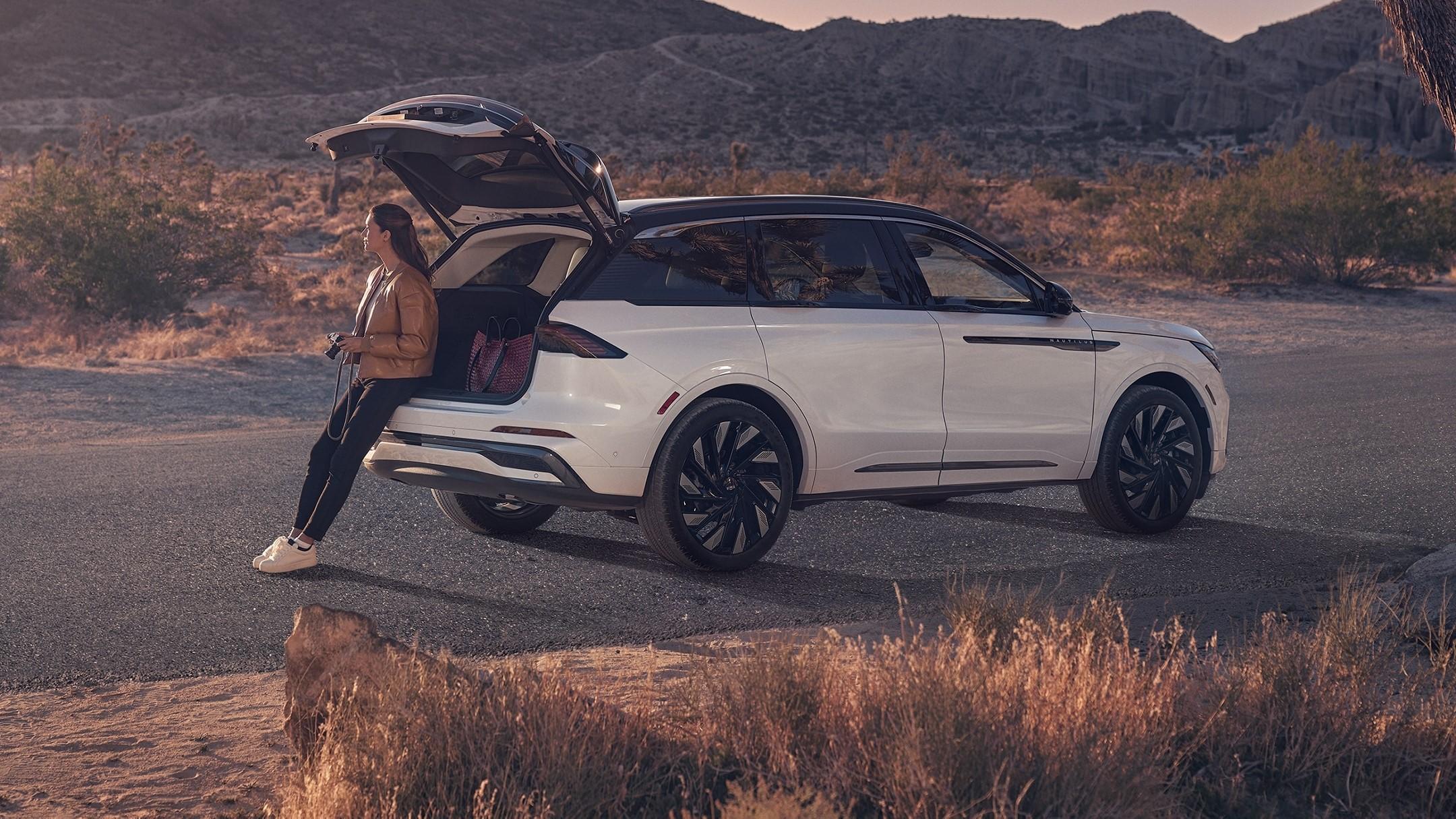 2026 Lincoln Nautilus Available Hands-Free Power Liftgate