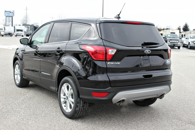 2019 Ford Escape Se Agate Black 15l Ecoboost Engine With Auto Start