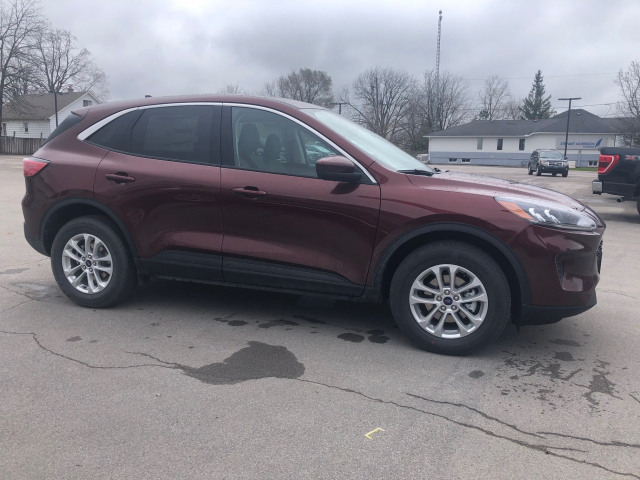 bronze fire ford escape 2021 bronze fire ford escape 2021