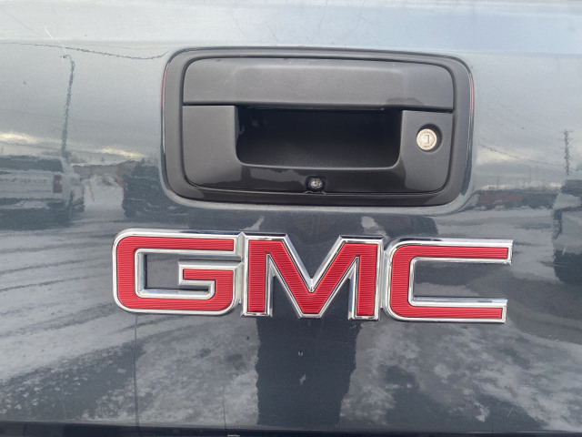 2017 GMC Sierra SLE Crew Cab Short Box 
