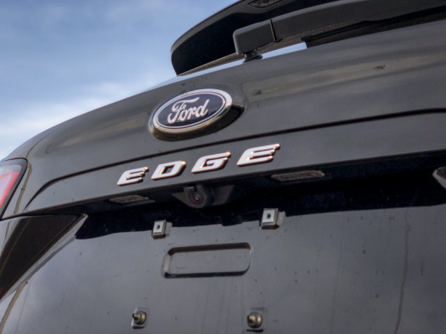 2021 Ford Edge ST