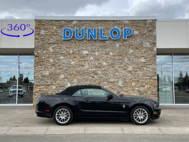 2013 Ford Mustang <p>Convertible Premium RWD w/3.7L V6 Engine</p>