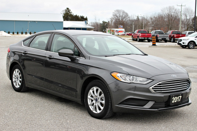 2017 Ford Fusion S Magnetic Metallic, | Larry Renaud Ford Sales