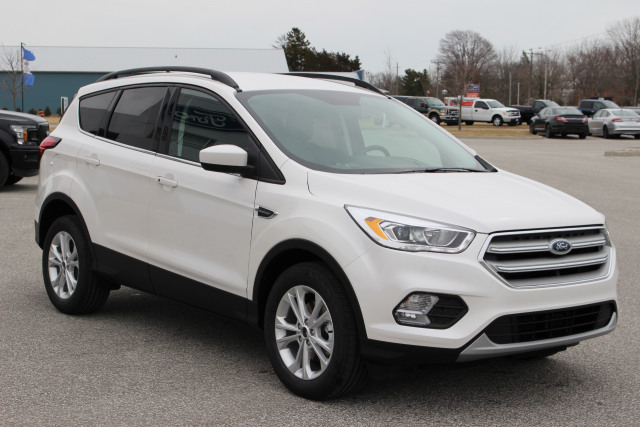 2019 Ford Escape SEL White Platinum, 1.5L EcoBoost Engine with Auto ...