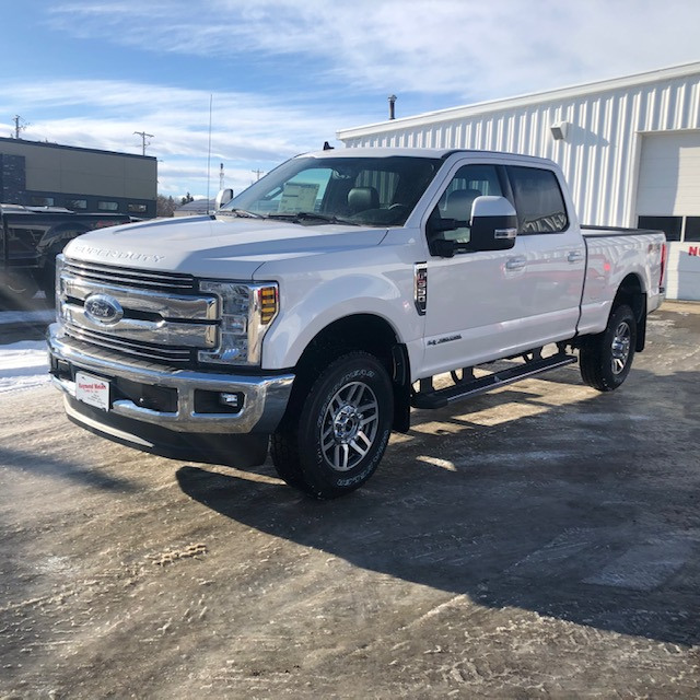 2019 Ford SuperDuty F-350 LARIAT Agate Black, 6.7L Power Stroke® V8 ...