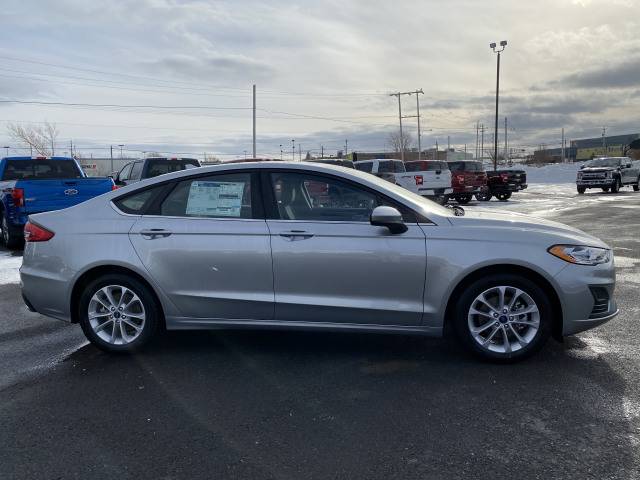 2020 Ford Fusion SE Iconic Silver, 1.5L EcoBoost® I-4 Engine with Auto ...