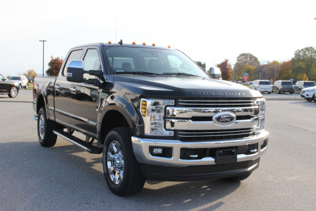 2019 Ford SuperDuty F-350 LARIAT Agate Black, 6.7L Power Stroke® V8 ...